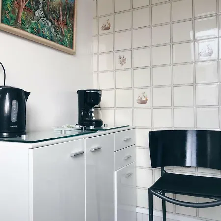 Suffren Parisian Flat